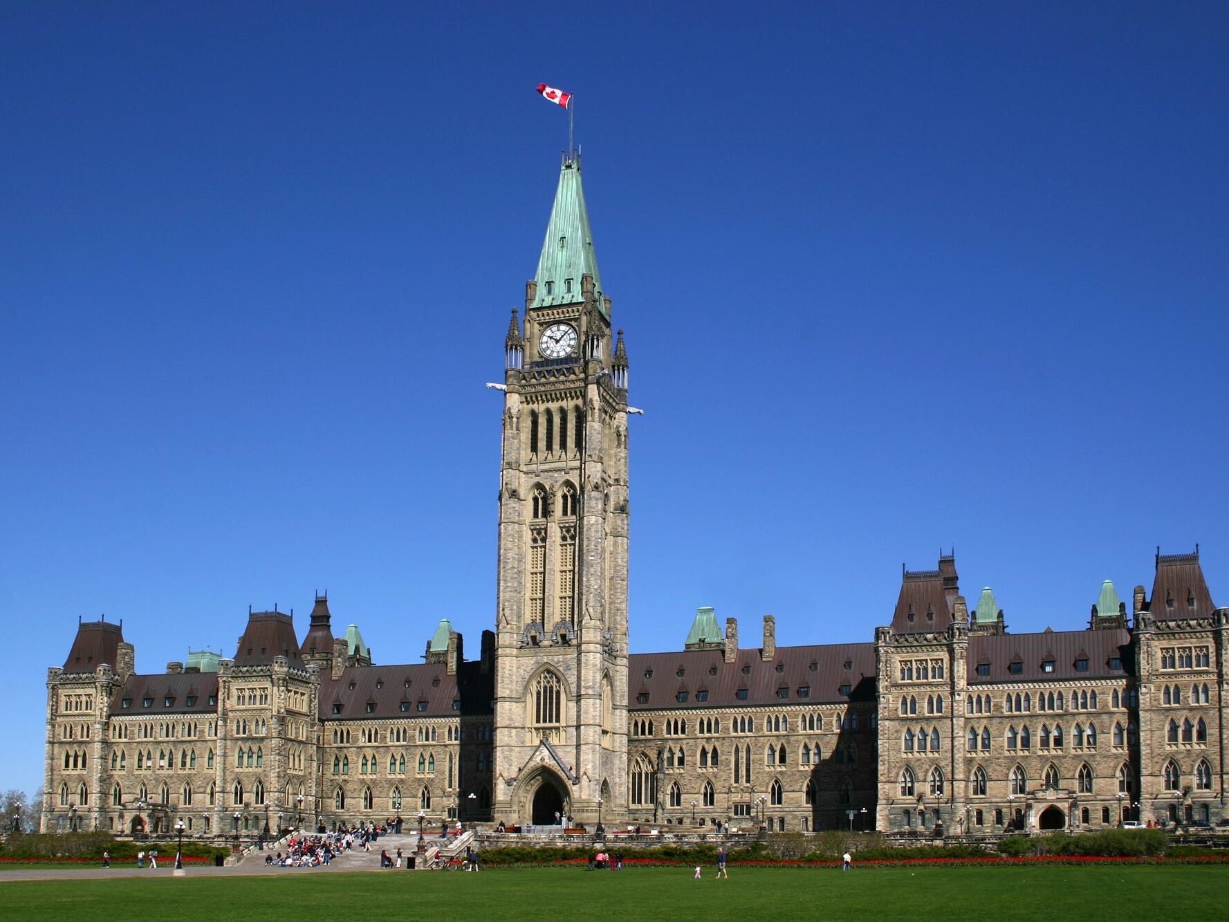 Photo of Canadian Parliament buildings